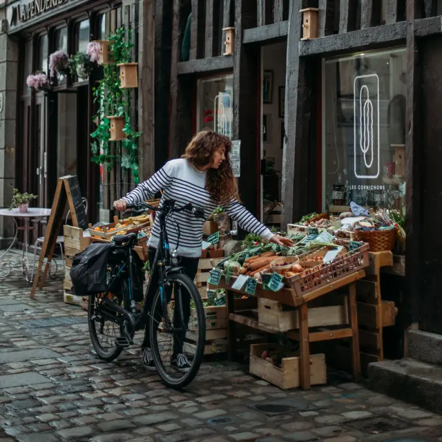 Velo A Laval Cp Hellolaroux Mayenne Tourisme 8687